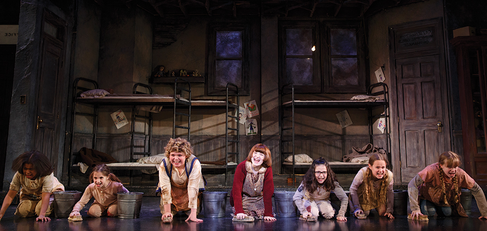 145349927716-1AnnieTour0086r.jpg