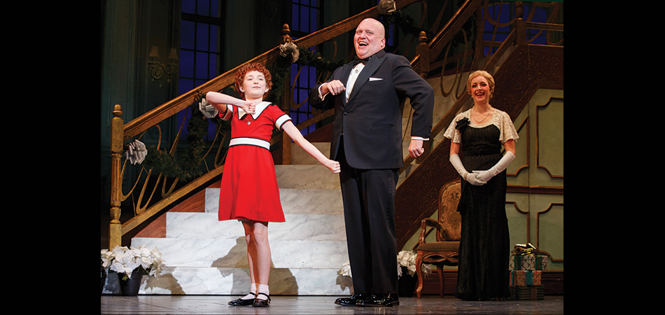 145349931116-1AnnieTour0105r.jpg